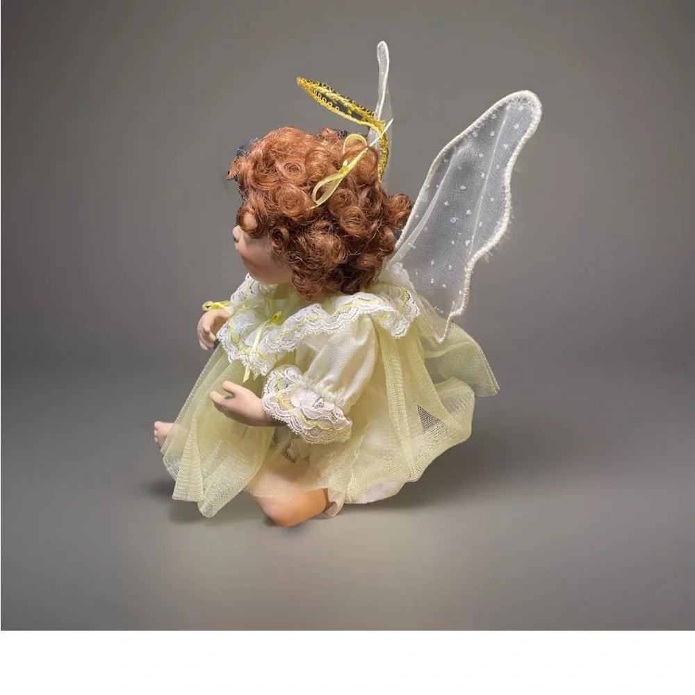 Ashton Drake 1995 Porcelain Doll Collectible “ I Wish you Happiness” Collection - Picture 3 of 5